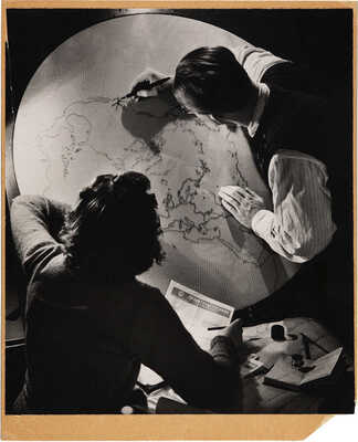 Фотография «Сейсмологи». Фотограф Н. Хорунжий. [1950-е].